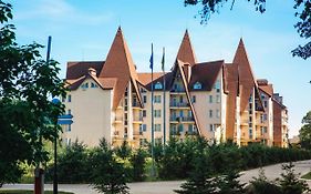 Apartament Hotel By Derenivska Kupil